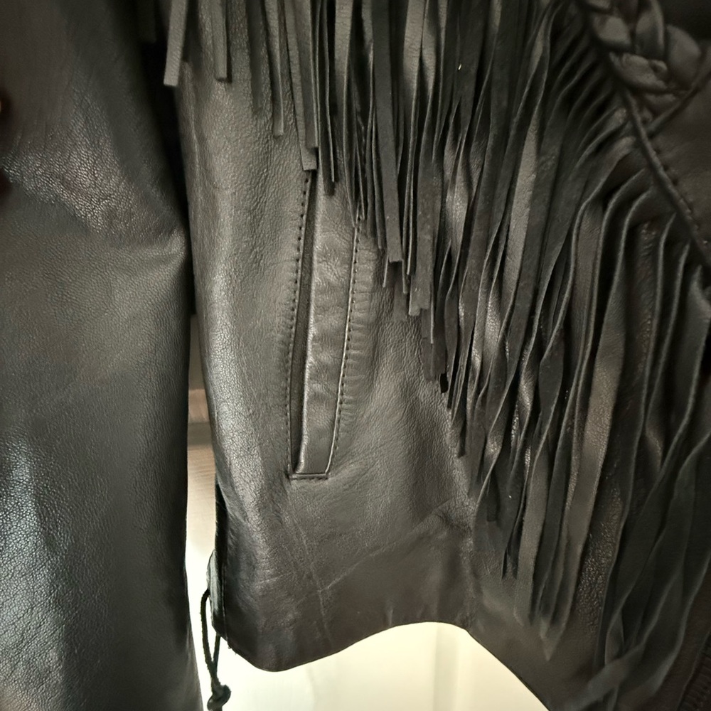 Women's Black Leather Fringe Jacket - Picture 7 of 13